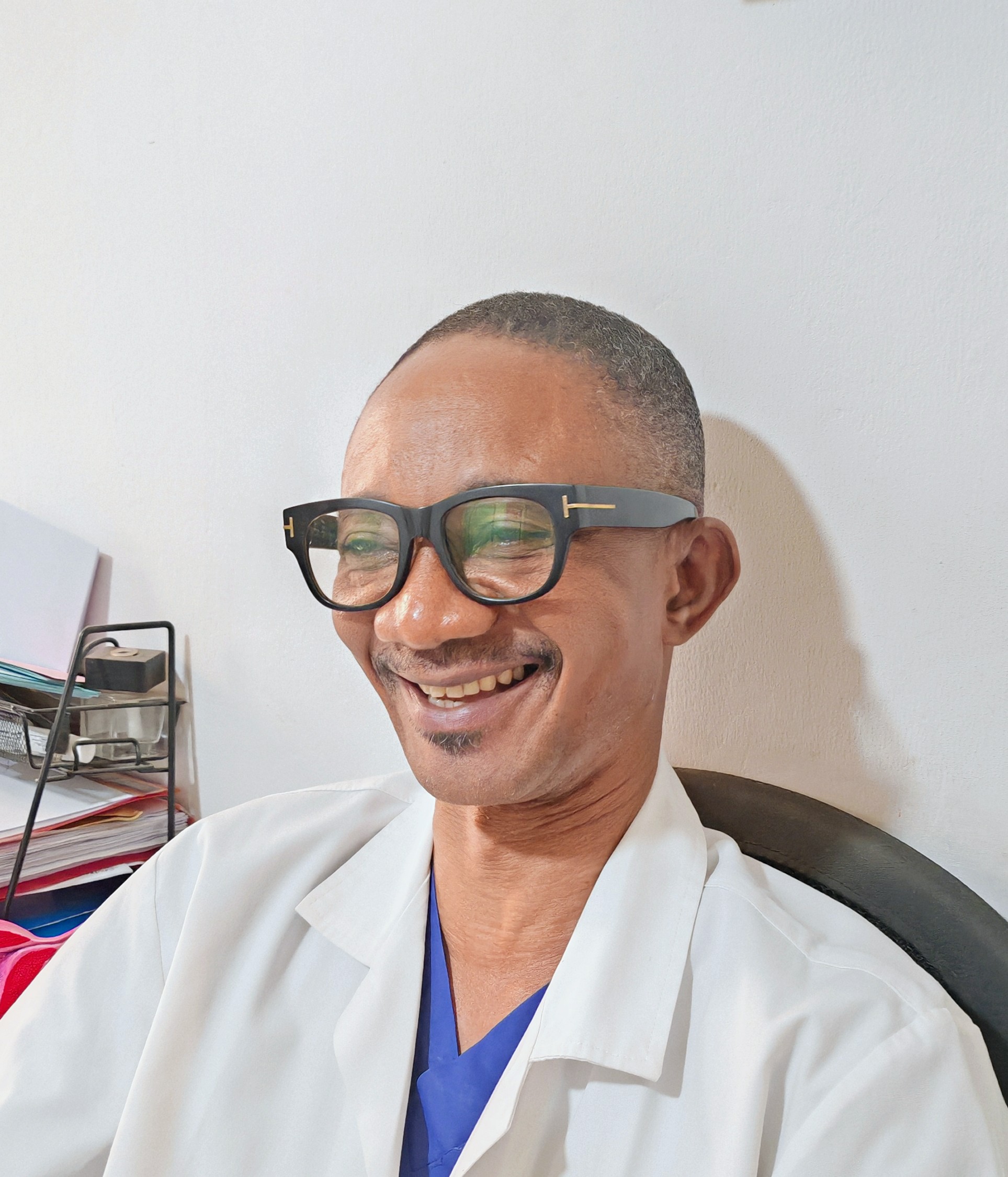Dr LELO NGOMA Servais