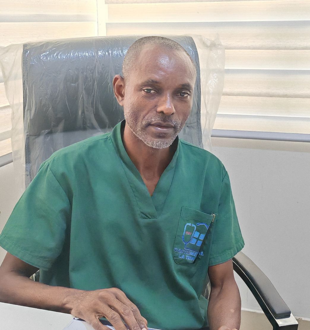Dr Hugues NGANGU
